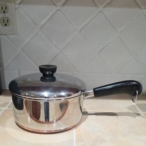 Revere Ware Copper Bottom Stainless Steel 2 Qt Saucepan